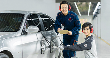 汽車鈑噴美快-武漢萬通汽車學校